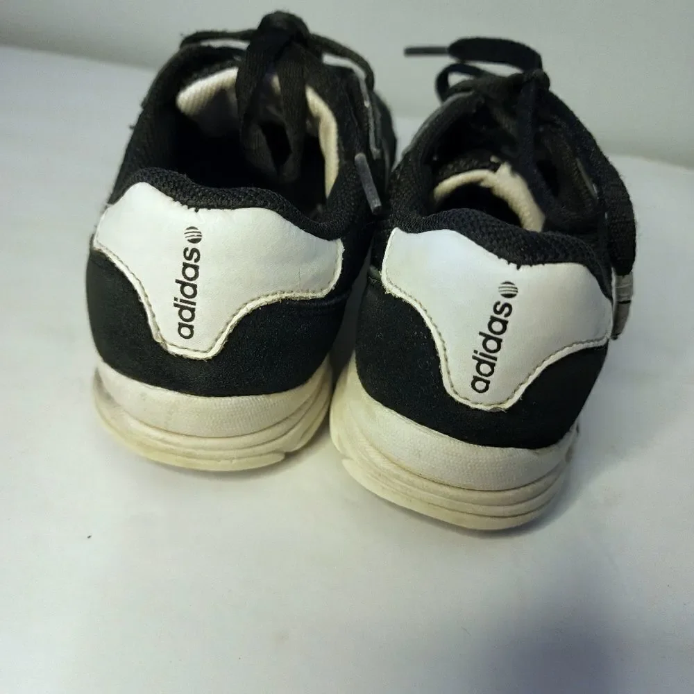 Adidas kids size 6 athletic shoes black and white